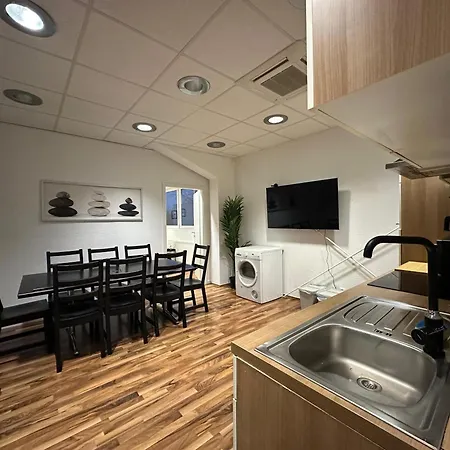 Suite4monteure I Kueche I Waschmaschine I Bis Zu 10 Personen Apartment *