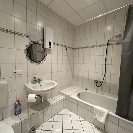 Suite4monteure I Kueche I Waschmaschine I Bis Zu 10 Personen
