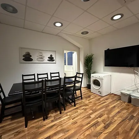 Suite4monteure I Kueche I Waschmaschine I Bis Zu 10 Personen * Wiesbaden